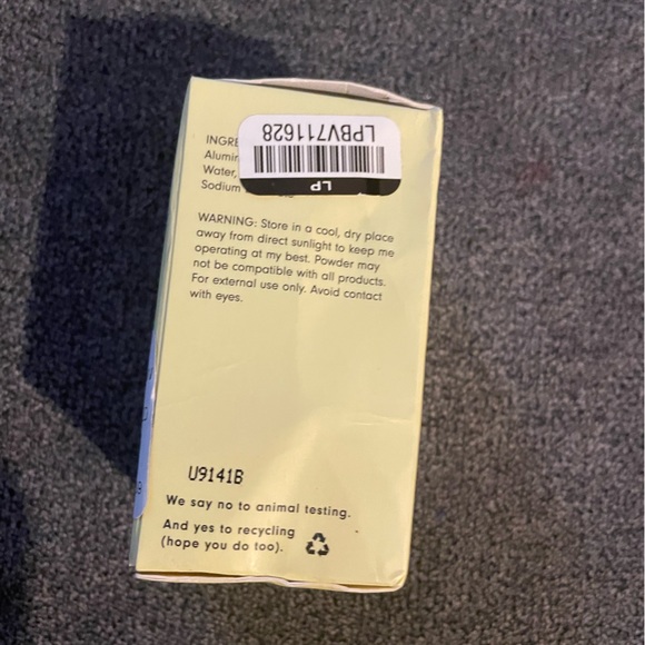 VERSED - Found The Light Powder with Vitamin C - Aging -New In Box 3oz - Picture 5 of 6